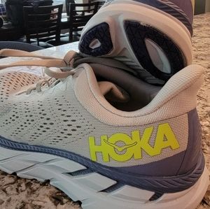 Hoka One Clifton 7 Running Shoe